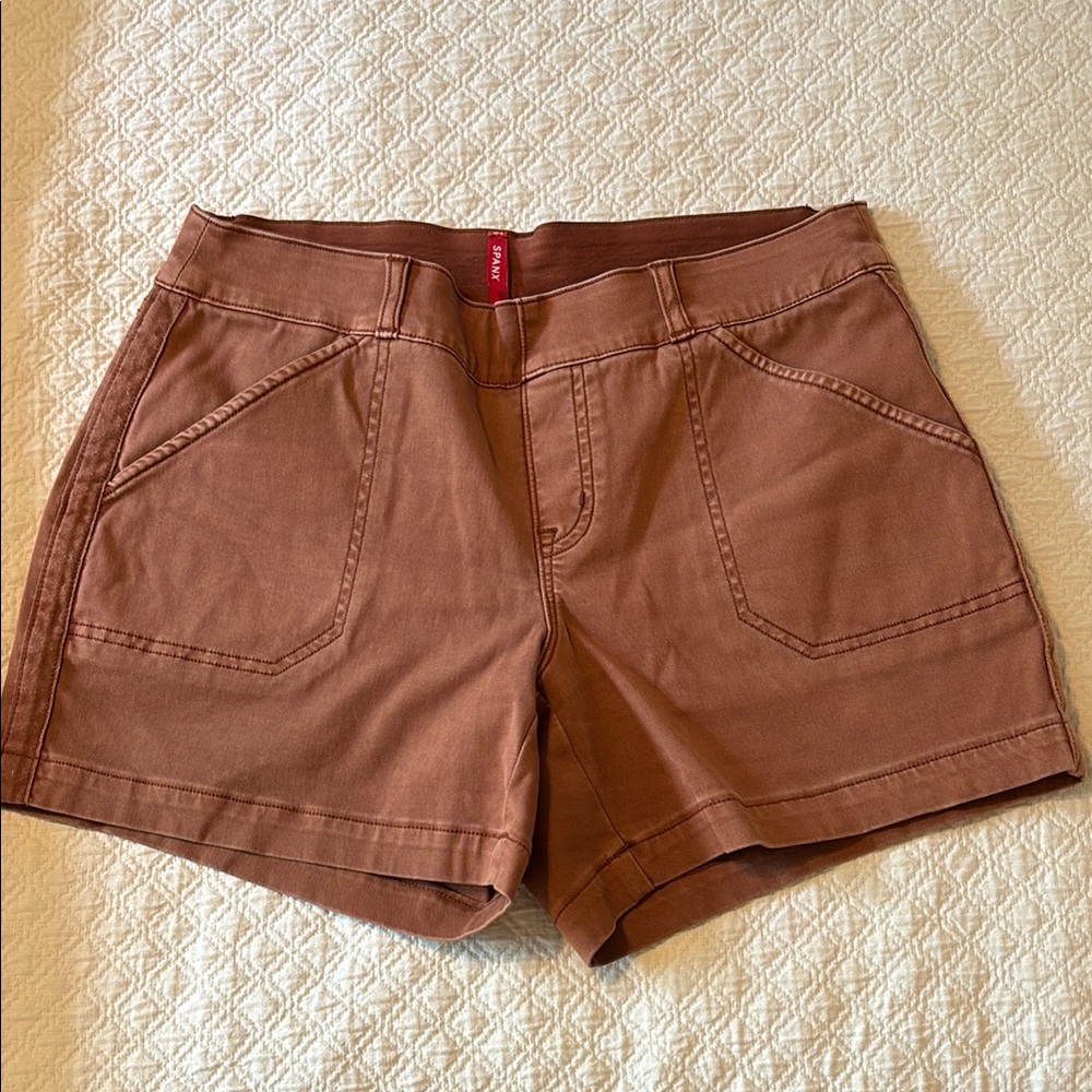 SPANX Rust Cargo Twill 4” Shorts